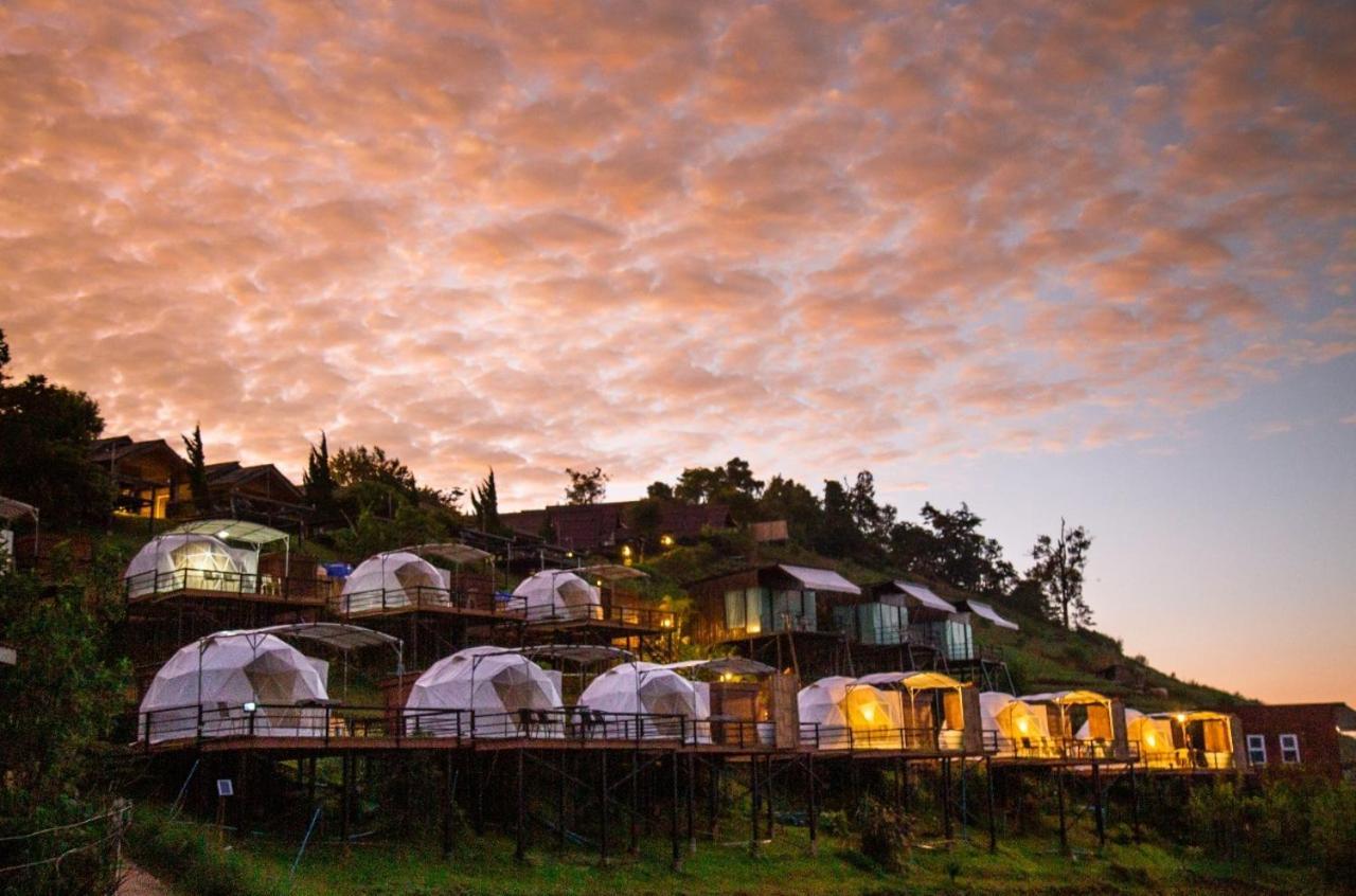ภูวินคาเฟ่ โฮมสเตย์ Phuwin Cafe Homestay Mon Jam Exterior foto